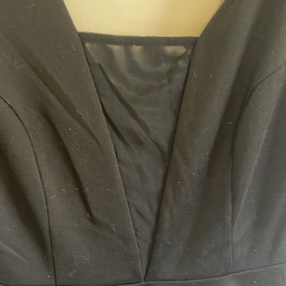 Forever 21 Love 21 black peplum tank top with back zipper size medium - Picture 2 of 3